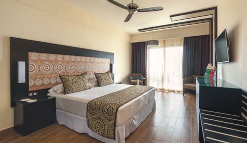 Junior Suite, Balcony, Partial Sea View (GEN)