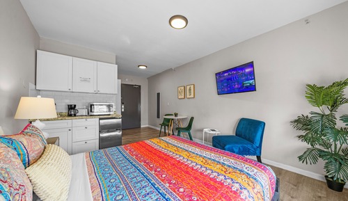 Standard Queen Studio w/ Balcony & Kitchenette