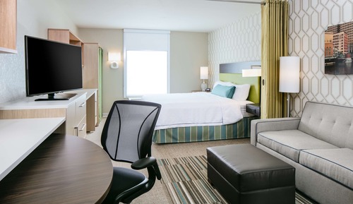 Studio, 1 King Bed, Accessible (Hearing)