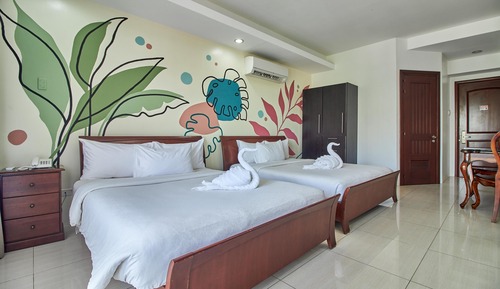 Deluxe Room with 2 Queen Beds