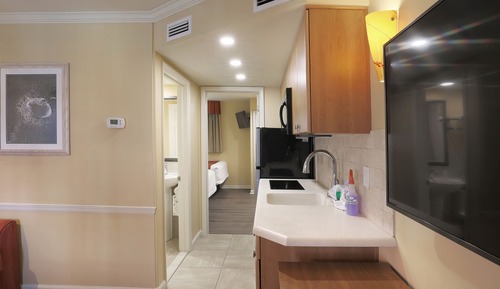 Standard Suite, 1 Bedroom, Pool View
