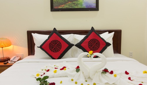 Standard Double Room, Garden View
