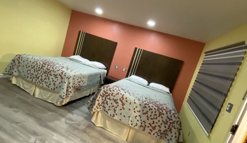 Standard Room, 2 Queen Beds, Non Smoking