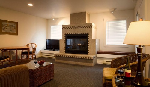 Suite, 1 Bedroom, Ground Floor (No View)