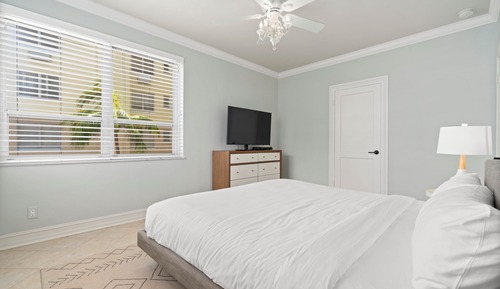 Deluxe Apartment, 3 Bedrooms, Kitchen, Partial Ocean View