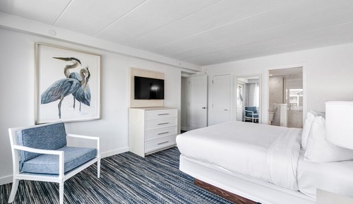 Signature Suite