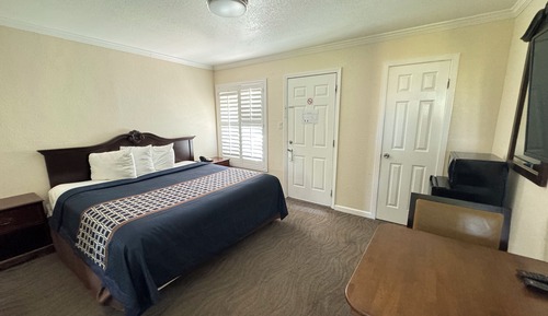 Room, Multiple Beds