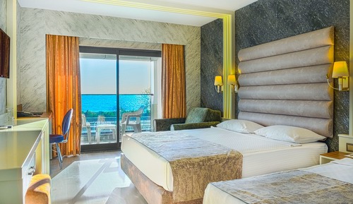 Comfort Double or Twin Room, City View