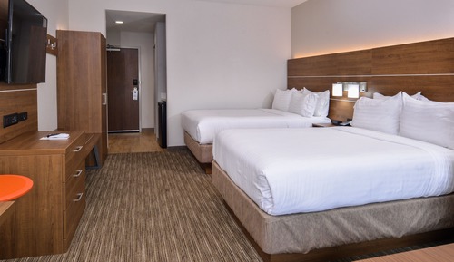 Suite, 2 Queen Beds