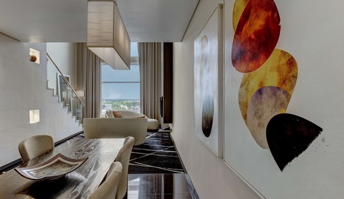 Suite (Lounge Access)