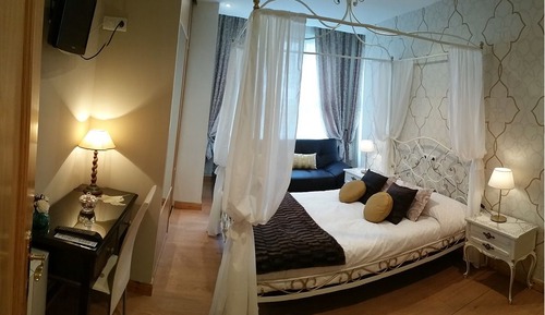 Superior Triple Room