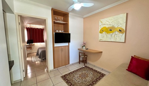 APARTMENT 287