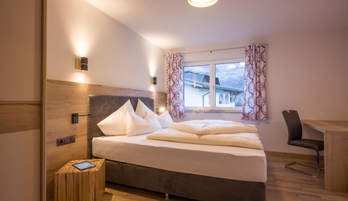Apartment (Zillertal Deluxe,+ cleaningfee 136,-€)