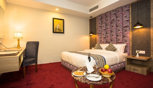Luxury Suite