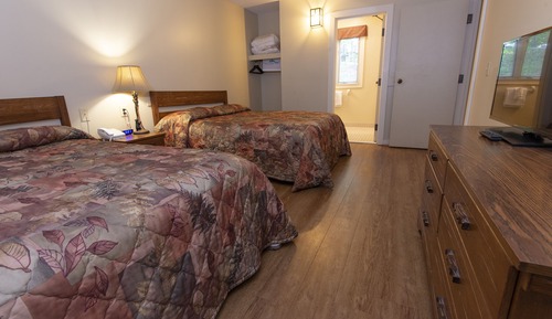 Standard Cottage, 2 Bedrooms (4 Queen Beds)