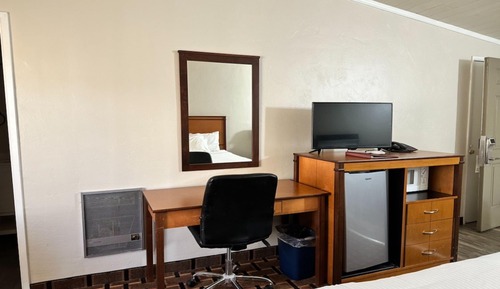 Room, 2 Queen Beds, Kitchenette