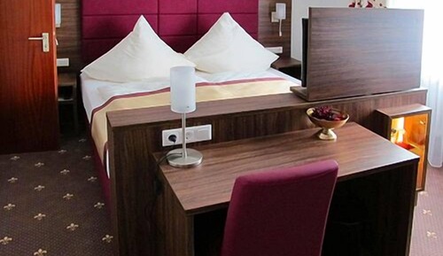 Basic Double Room