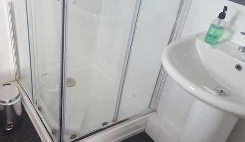 Twin Room, Ensuite
