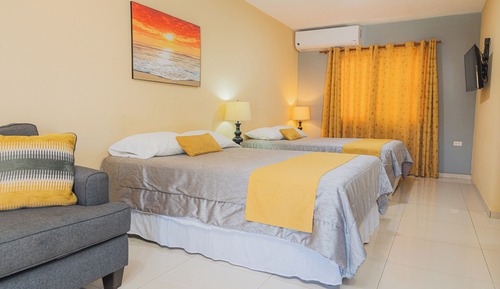 Classic Double Room, 2 Queen Beds