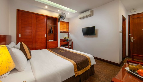Standard Double Room (1 Big Bed Only)