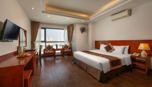 Deluxe Double or Twin Room