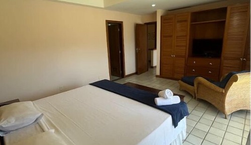 Deluxe Studio Suite