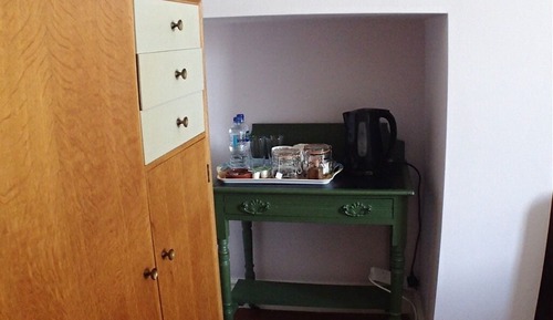 Double Room, Ensuite, Garden View (Room 8)