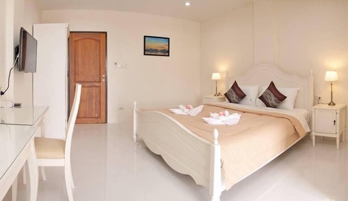 Junior suite vintage room