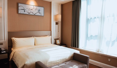 Standard Residence