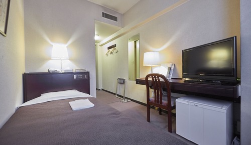 Single Room, Smoking