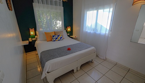 Bungalow, Kitchenette, Pool View