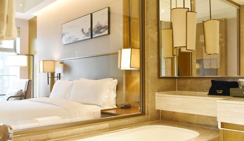Superior Single Room, 1 King Bed