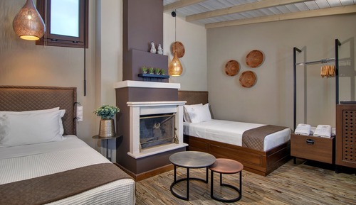 Twin Room, 2 Twin Beds, Fireplace