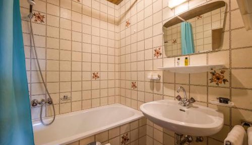 2-Room Apartment