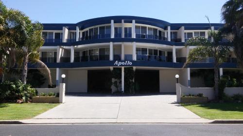 Two-Bedroom Apartment (2 Adults) - 5 Night Minimum