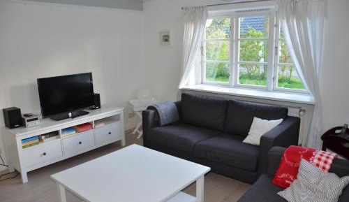 Apartment with Garden View