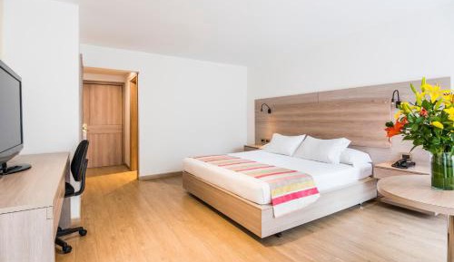 Superior King Room