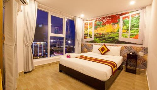 Queen Room