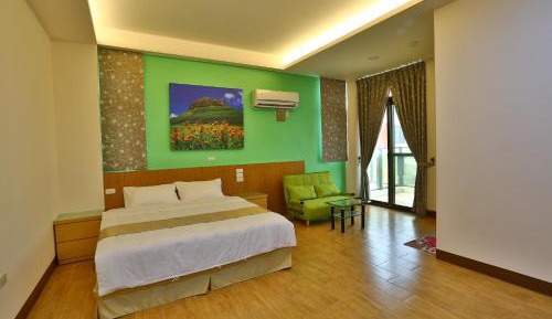Deluxe Double Room with Shower