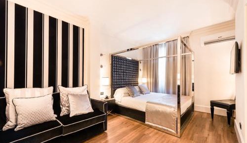 Deluxe Apartment - Split Level (5 Adults)