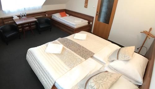 Classic Triple Room
