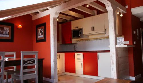 One-Bedroom Apartment (2 Adults + 2 Children)