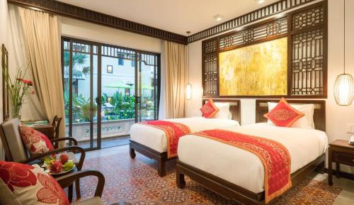 Twin Room with Pool View