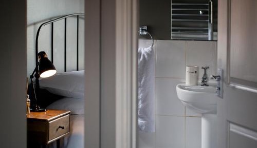 Deluxe Double Room with Shower