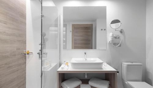 Junior Suite (2 Adults)