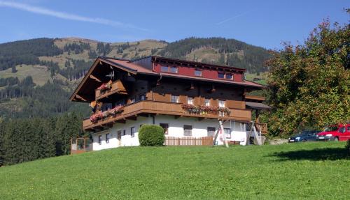 Apartment with Mountain View (5 Adults)