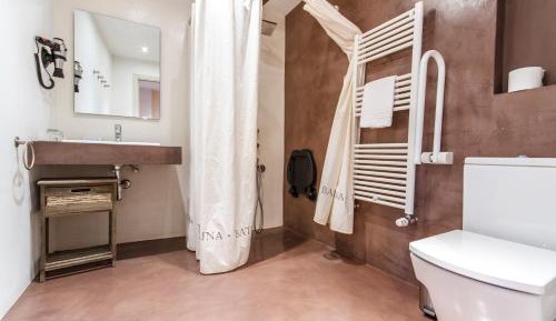 Basic Double Room