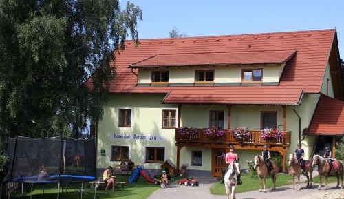 Large Two-Bedroom Apartment with Balcony