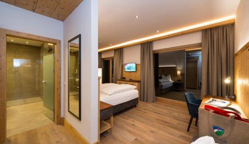 Junior Suite with Terrace