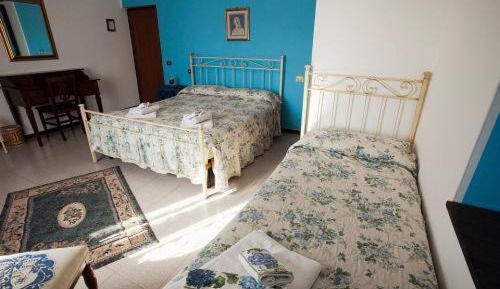 Triple Room with Garden View